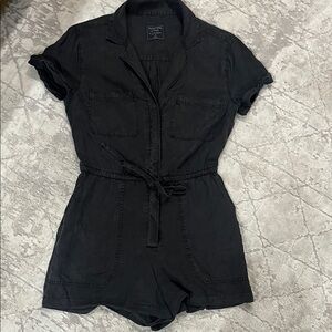 Abercrombie and ditch dark grey utility romper size xs